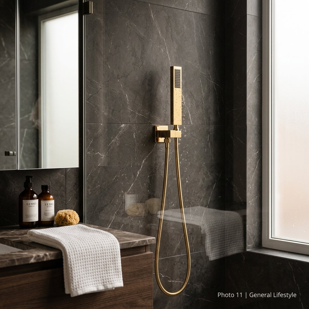 Pommeau de douche doré et flexible 150 cm | Vermeil